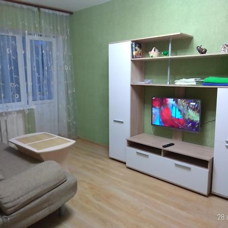 Apartment On Novo-Roslavlskaya 4 Смоленськ Екстер'єр фото