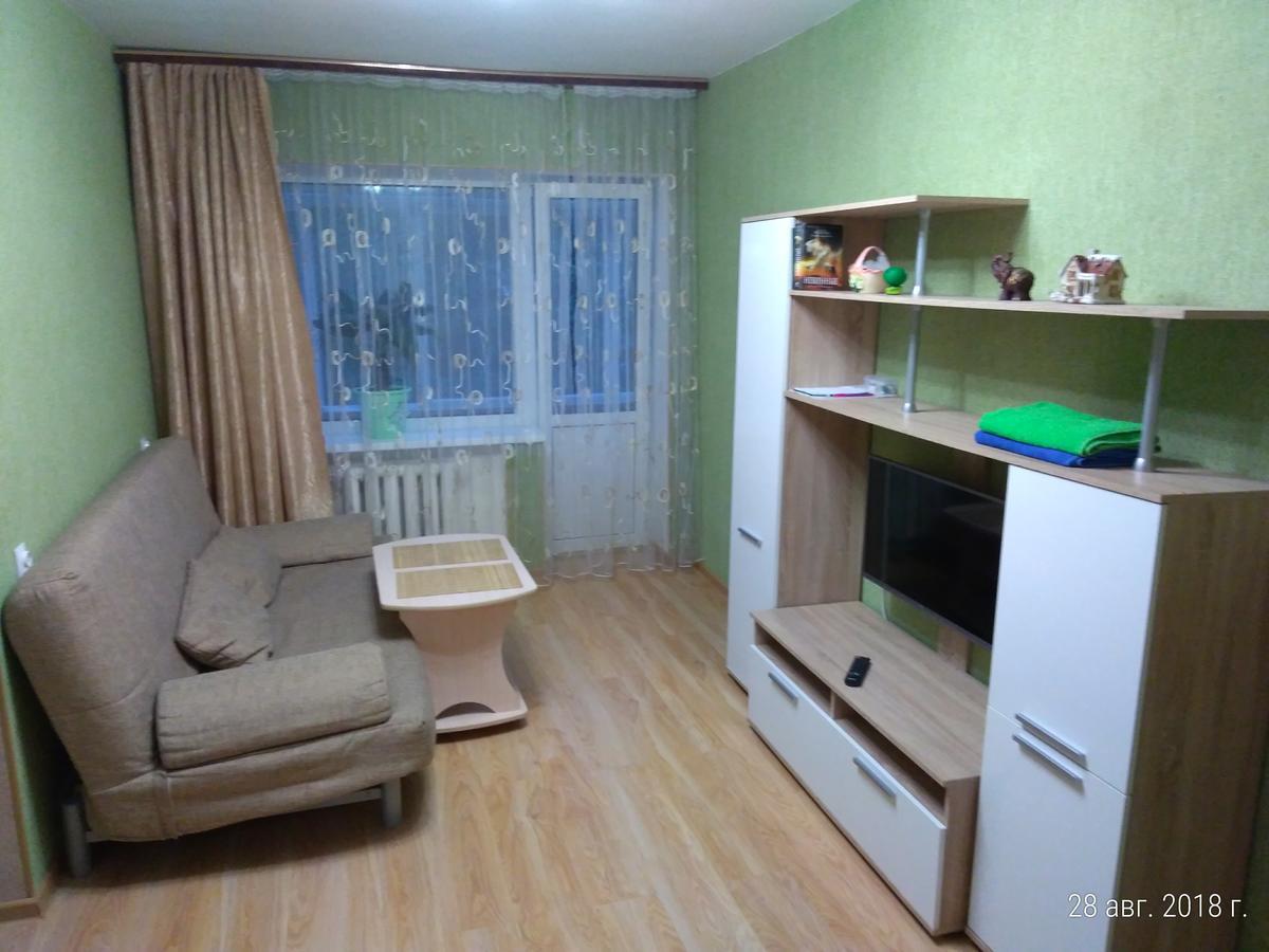 Apartment On Novo-Roslavlskaya 4 Смоленськ Екстер'єр фото